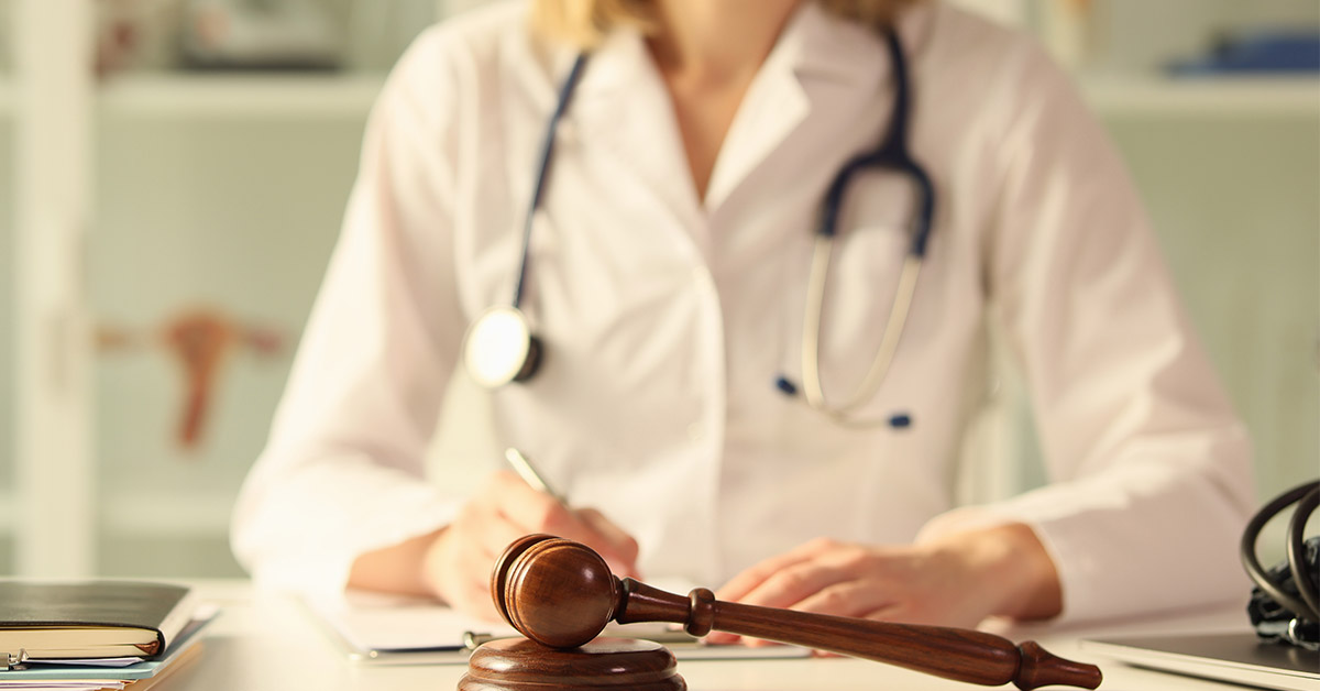 Patient discussing a medical malpractice case in Massachusetts attorney